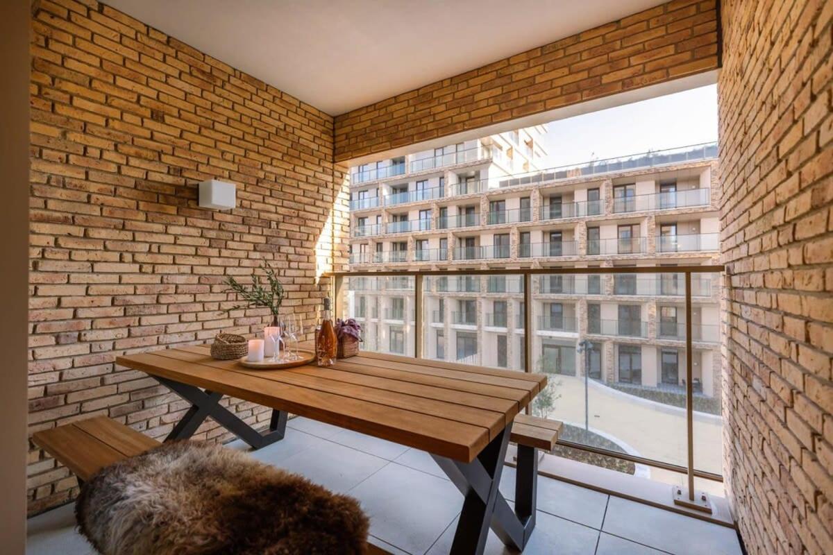 Huswell - Apartment With Terrace Close To The Sea Остенде Екстер'єр фото